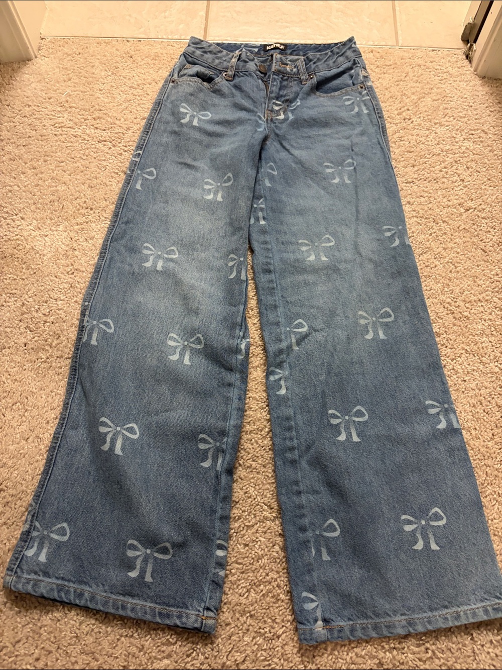 Katie J NYC Blue Bow Print Wide-Leg Jeans